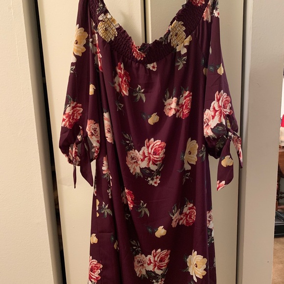 Francesca's off the shoulder dress - Picture 2 of 4